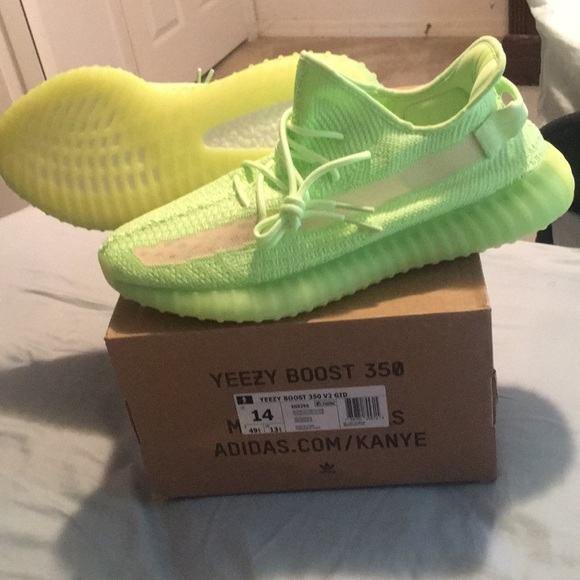 Echt Yeezy 350 Boost V2 Glow In The Dark Kaufen